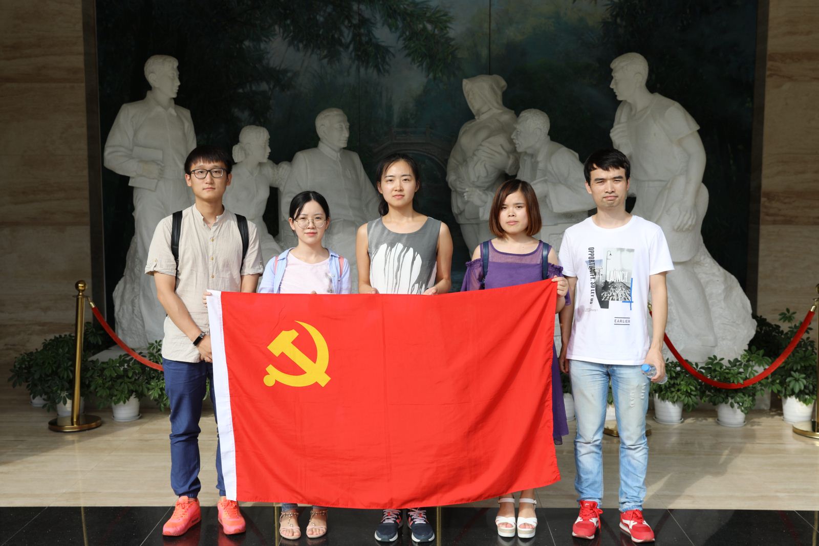 学习陈云五种精神，争做“两学一做”先锋 ——计算机科学与必威西汉姆联师生党员赴陈云纪念馆参观学习