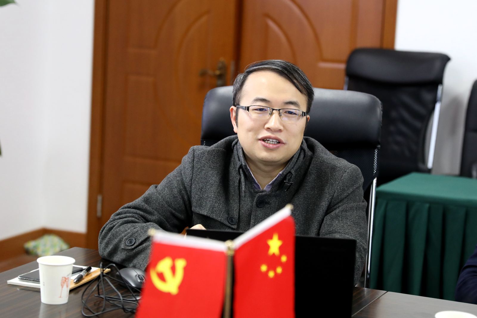 以党建述职评议为抓手，将全面从严治党落到实处 ——计算机科学与必威西汉姆联基层党支部书记述职交流会