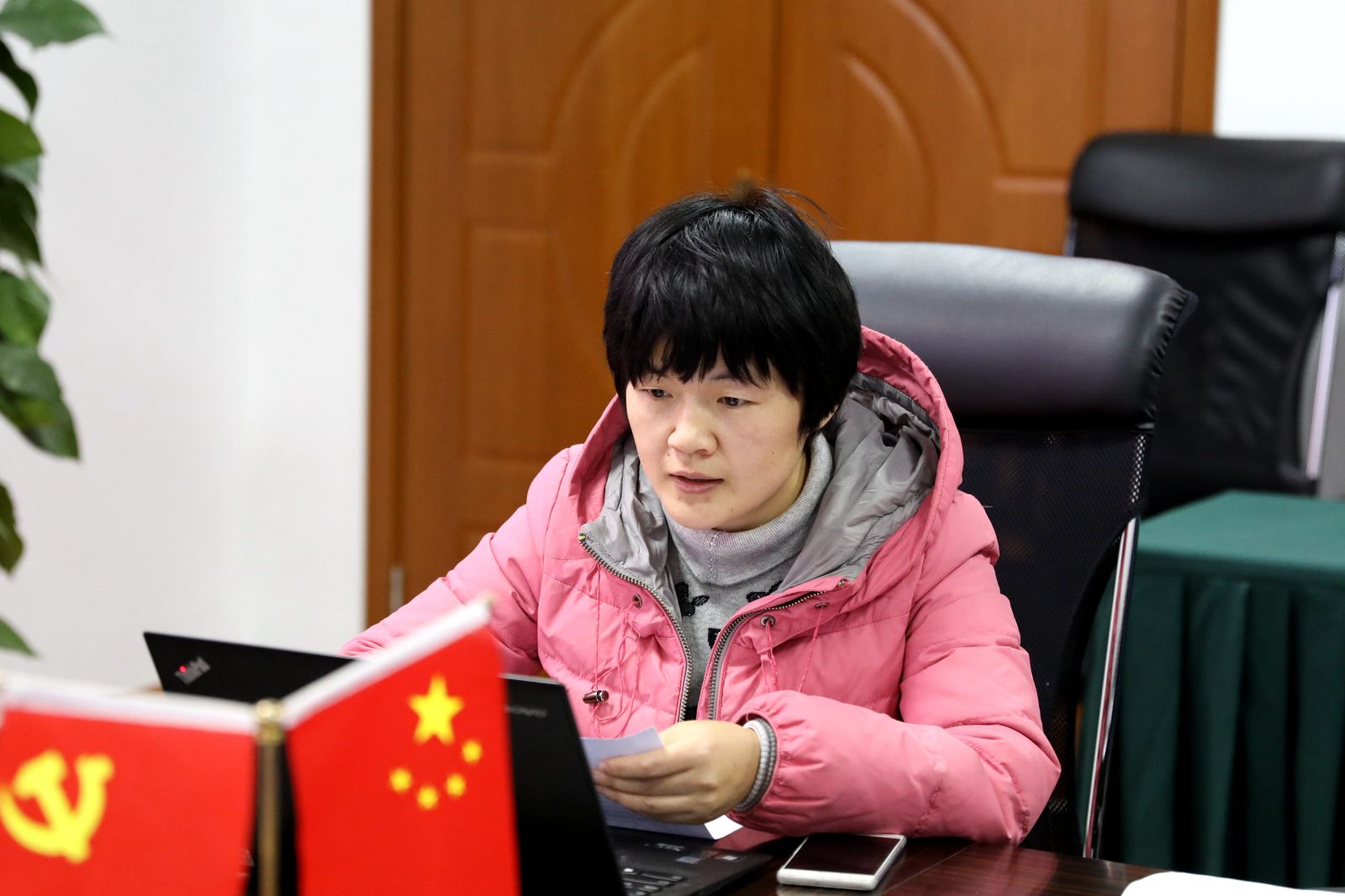 以党建述职评议为抓手，将全面从严治党落到实处 ——计算机科学与必威西汉姆联基层党支部书记述职交流会