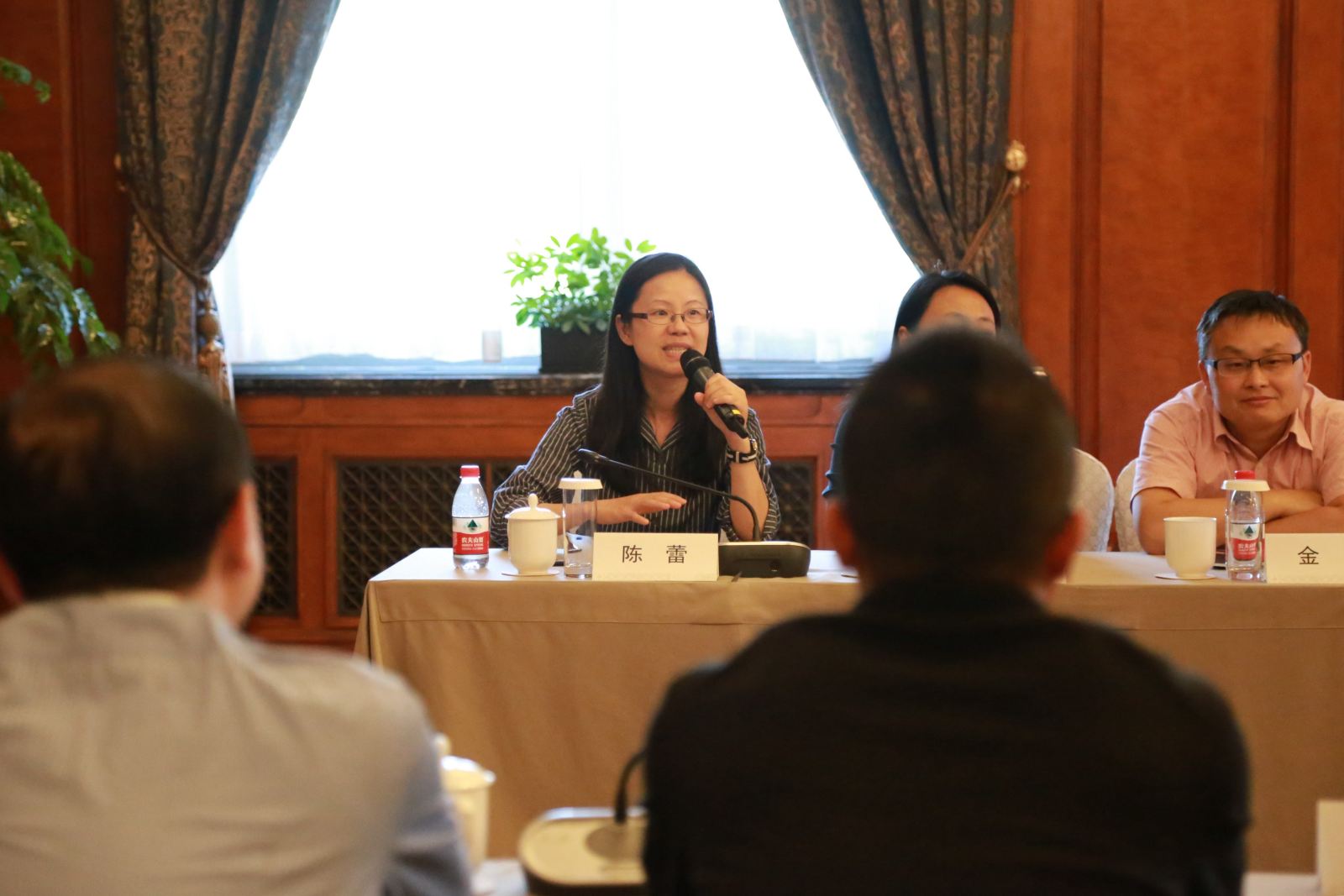 弘扬爱国奋斗精神，建功立业新时代——计软公司师生党支部与员工企业中汇公司开展联学联建活动