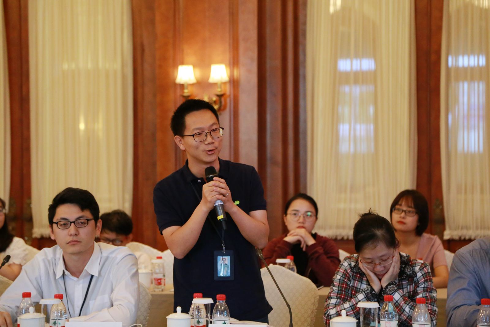 弘扬爱国奋斗精神，建功立业新时代——计软公司师生党支部与员工企业中汇公司开展联学联建活动