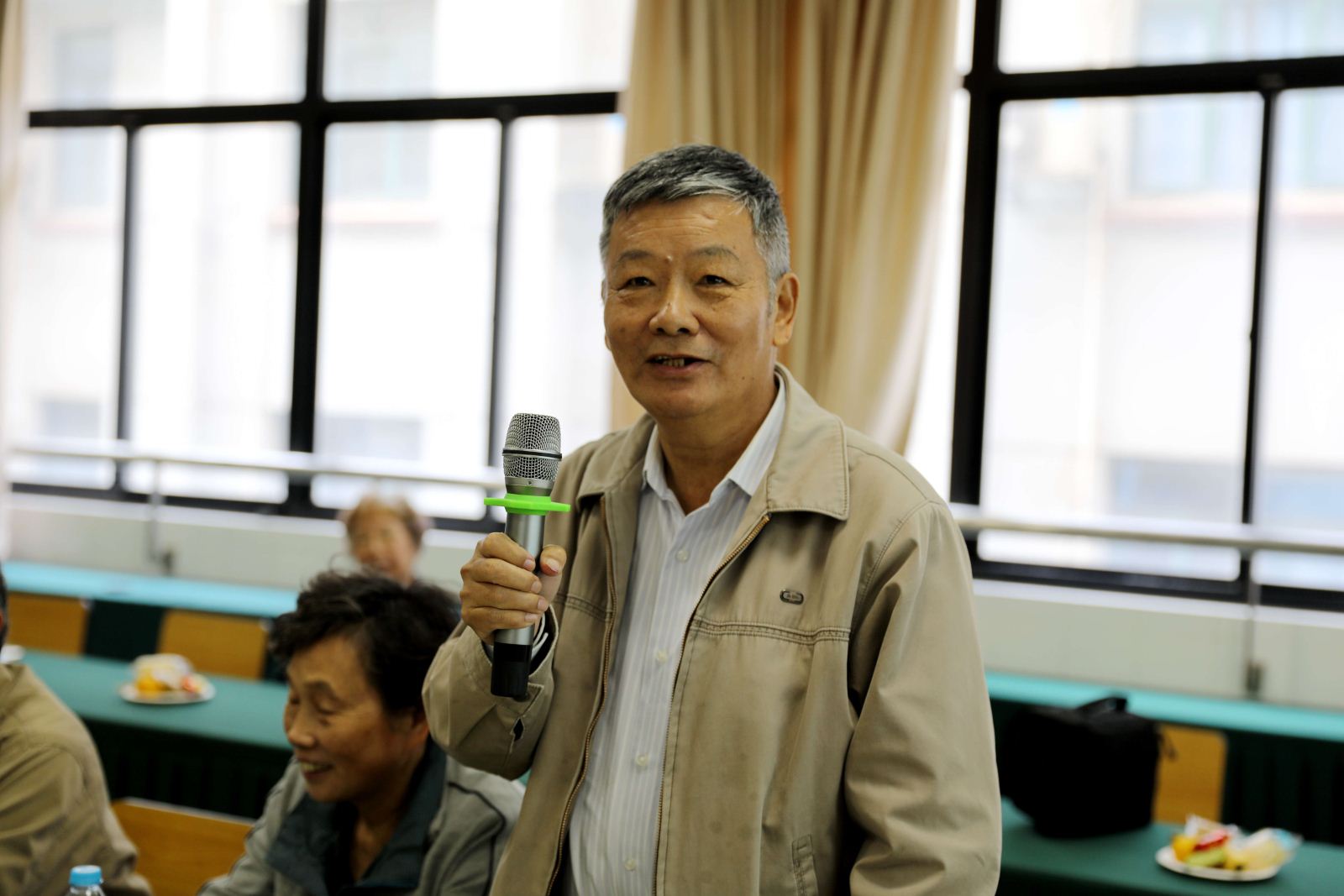 计算机科学与必威西汉姆联举行敬老节茶话会