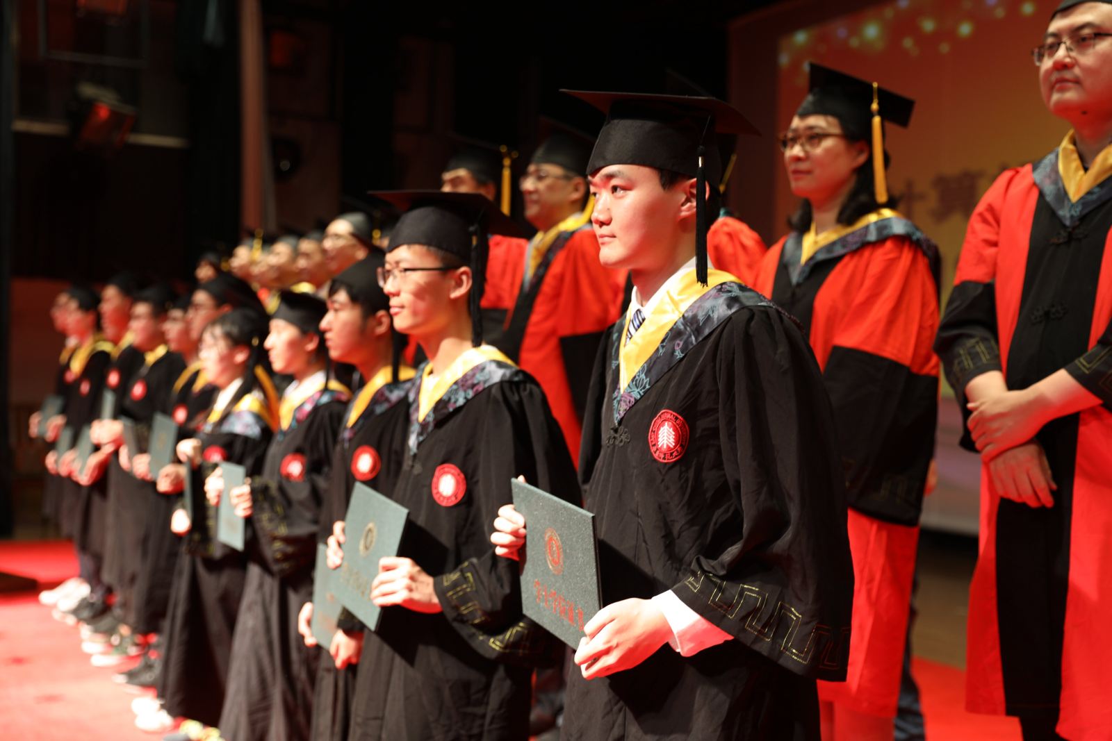 青春韶华 最忆师大丨计算机科学与必威西汉姆联隆重举行2019届毕业典礼