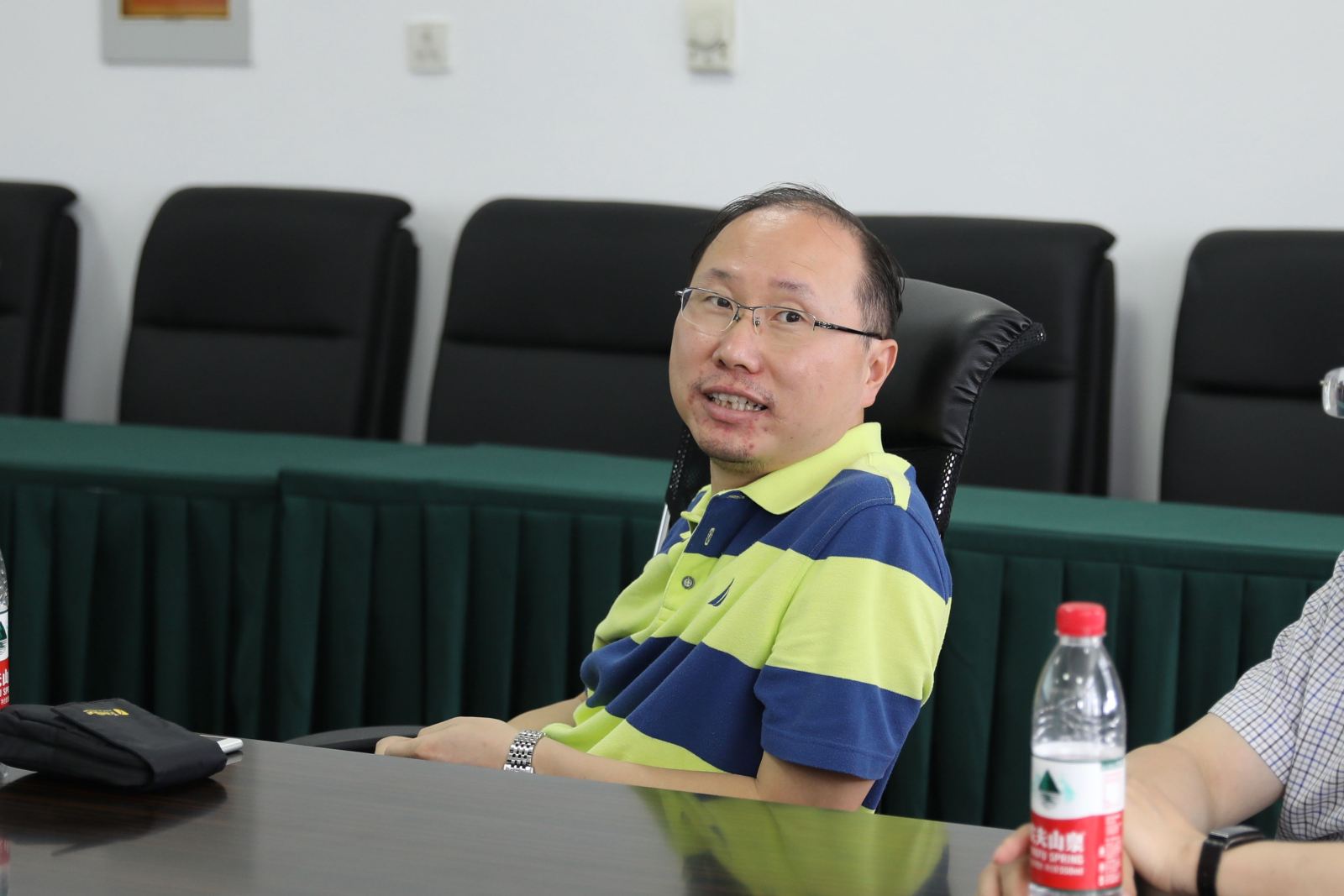 计软公司员工联谊会召开理事座谈会