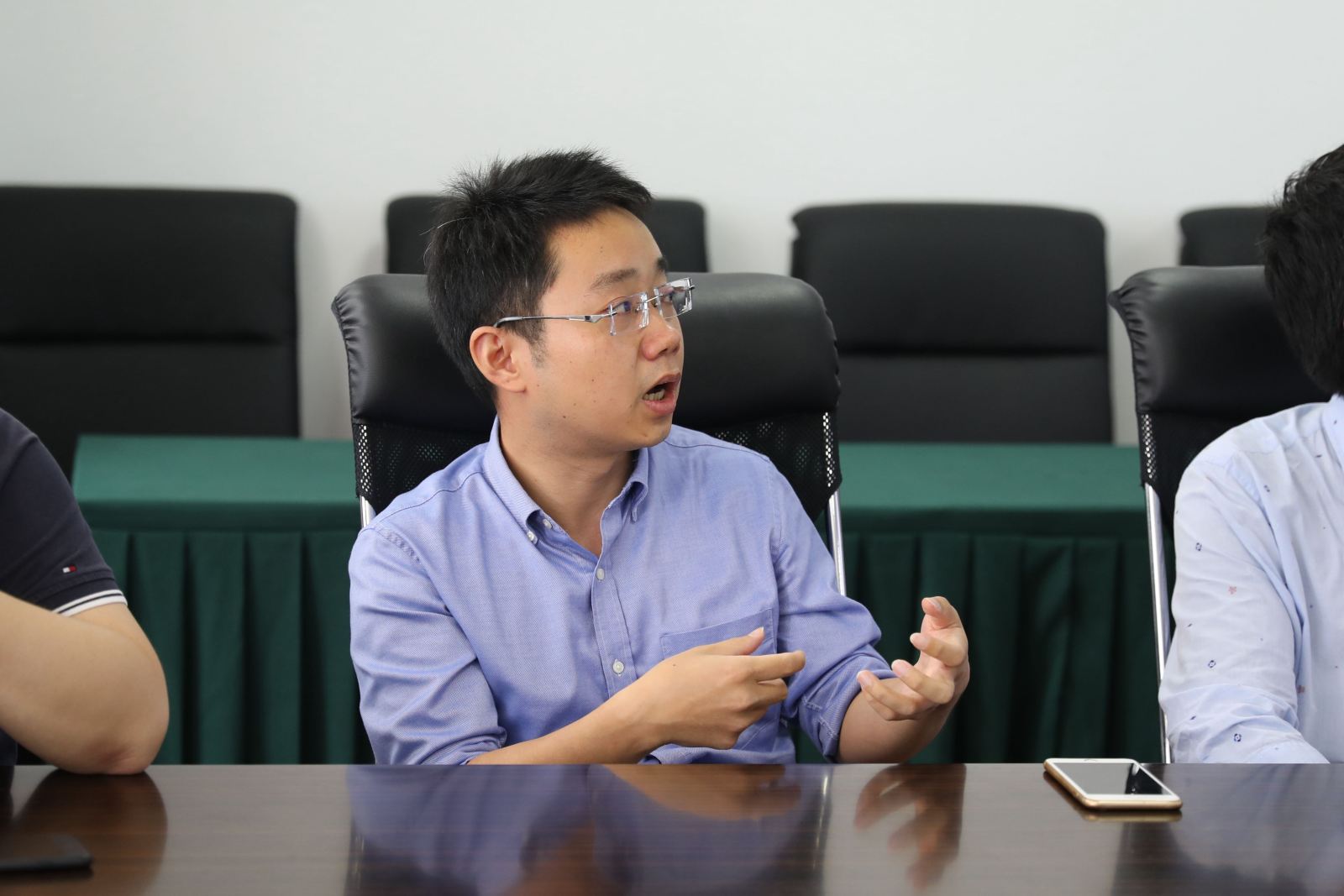 计软公司员工联谊会召开理事座谈会