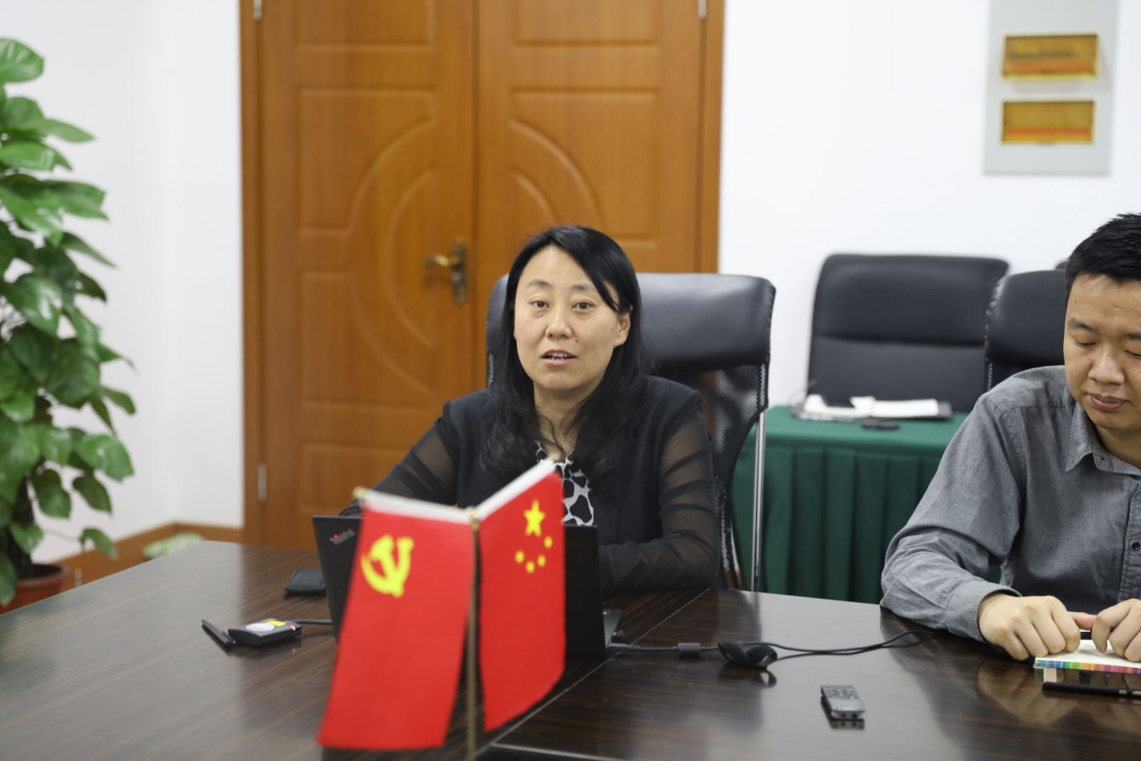 推动党建创新项目，提高党务工作水平——计算机科学与公司党委召开党支部书记工作例会