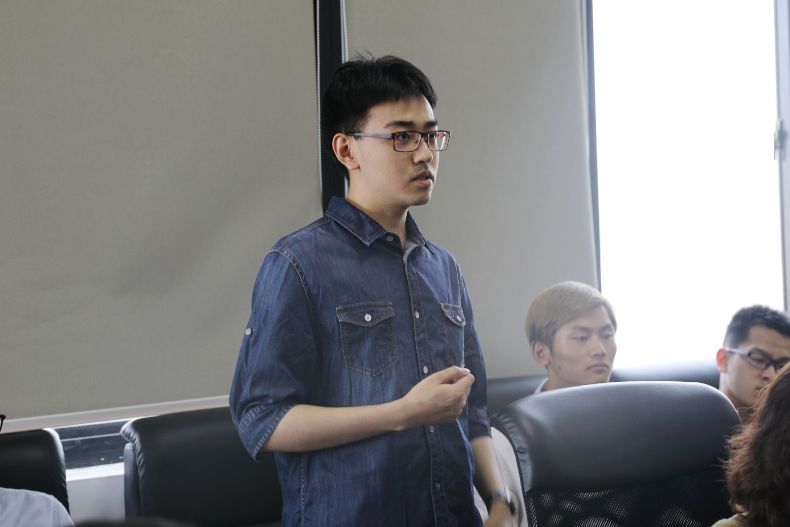 心怀感恩 勇担责任 砥砺奋斗——计算机科学与公司召开毕业班员工代表座谈会
