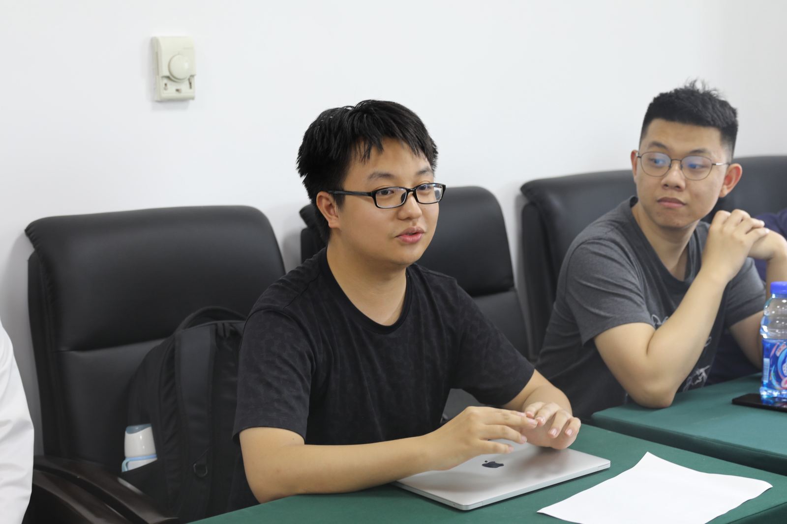 心怀感恩 勇担责任 砥砺奋斗——计算机科学与公司召开毕业班员工代表座谈会