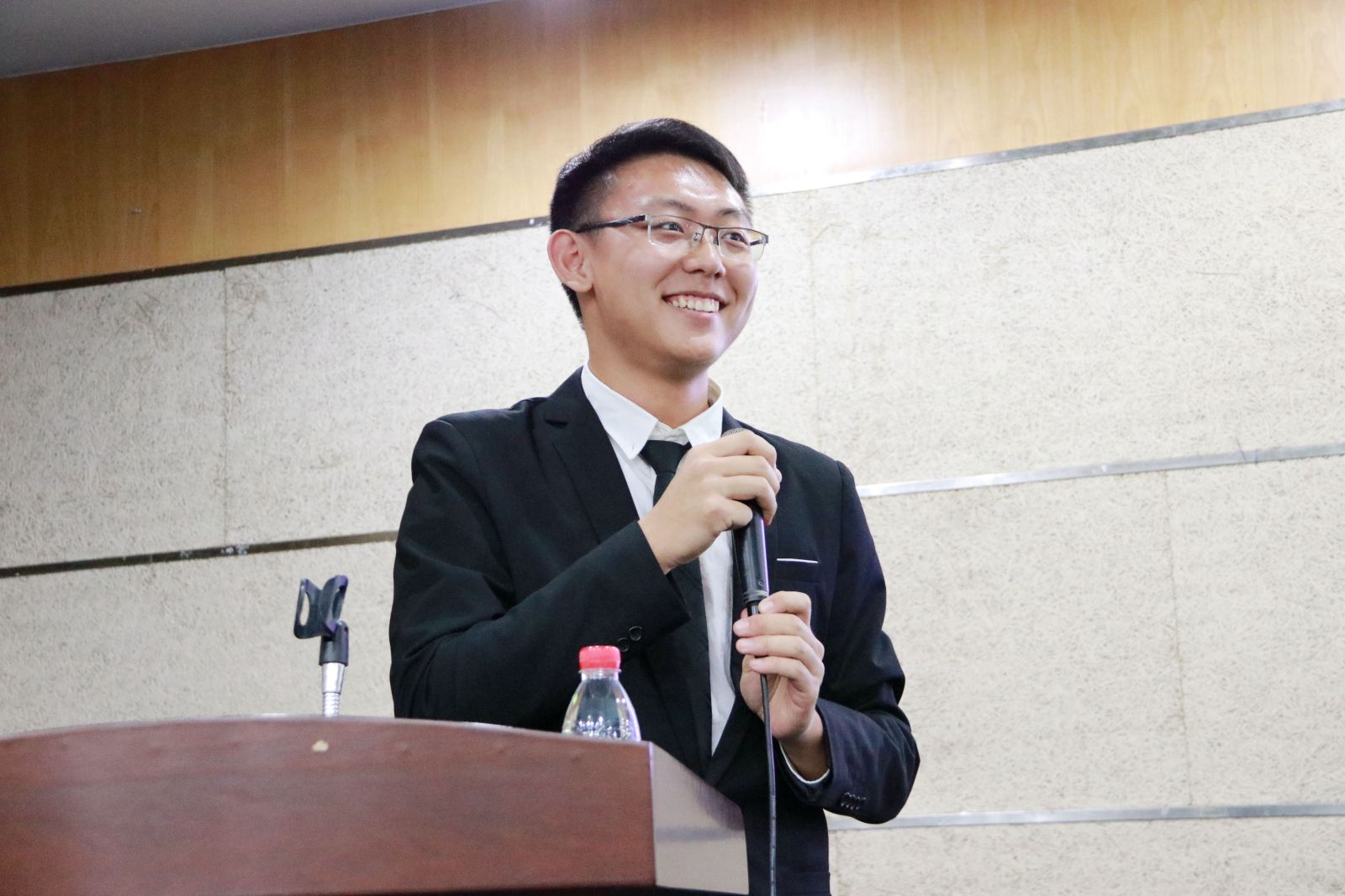 计软公司召开2019年员工代表大会