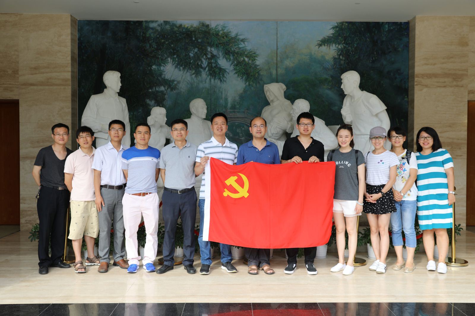 学习陈云五种精神，争做“两学一做”先锋 ——计算机科学与必威西汉姆联师生党员赴陈云纪念馆参观学习