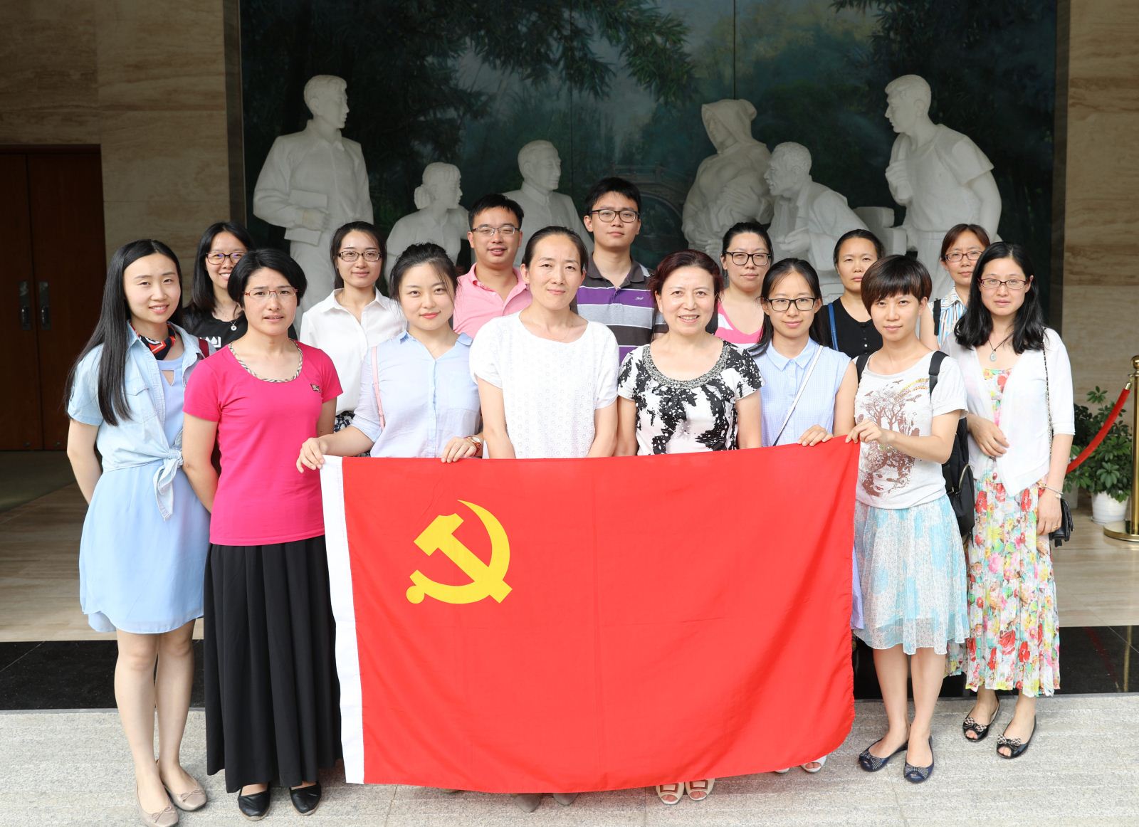 学习陈云五种精神，争做“两学一做”先锋 ——计算机科学与必威西汉姆联师生党员赴陈云纪念馆参观学习